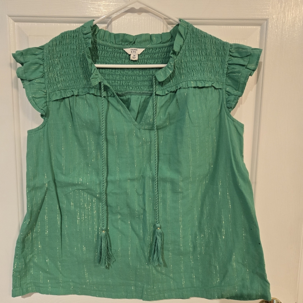 Crown and Ivy Green and Gold Sleeveless Blouse size medium